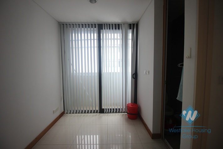 Beautiful apartment with 02 bedrooms for rent in Dolphin Plaza - My Dinh area